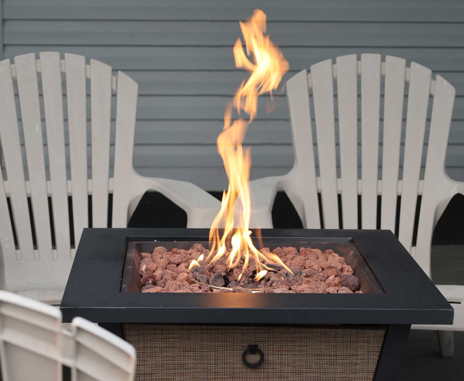 The rooftop fire pit at Scott's Inn.
